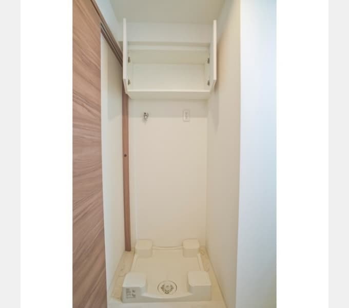 Room image 12