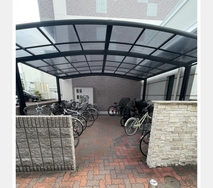 Main exterior of Christie Minamizukaguchi