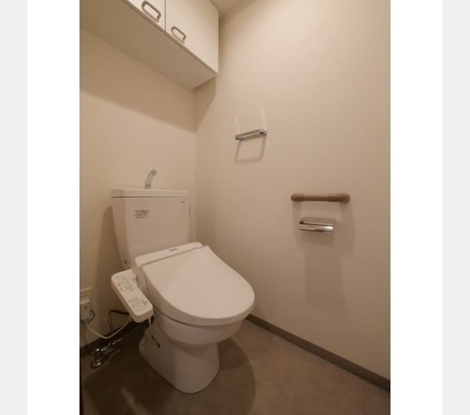 Room image 13