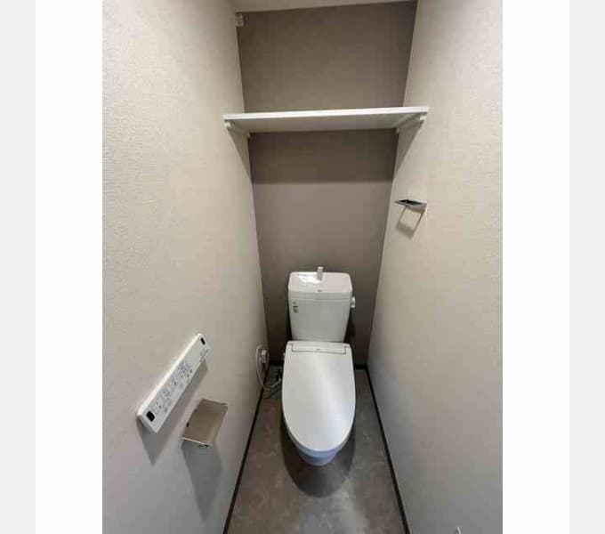 Room image 8