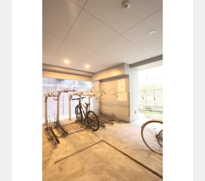 Room image 11