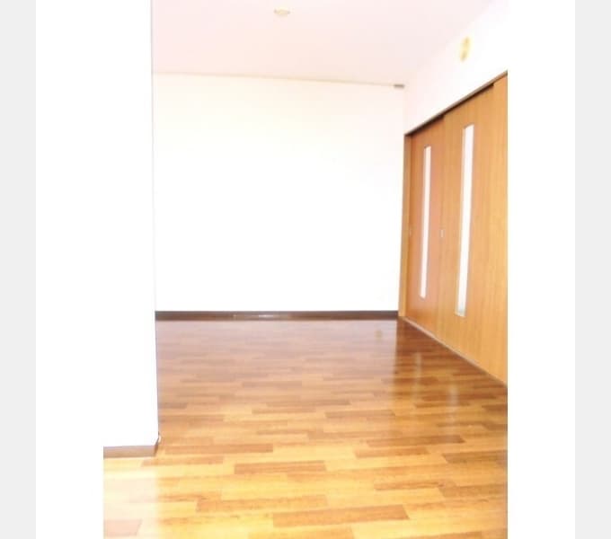 Preview interior of Pensee cherry