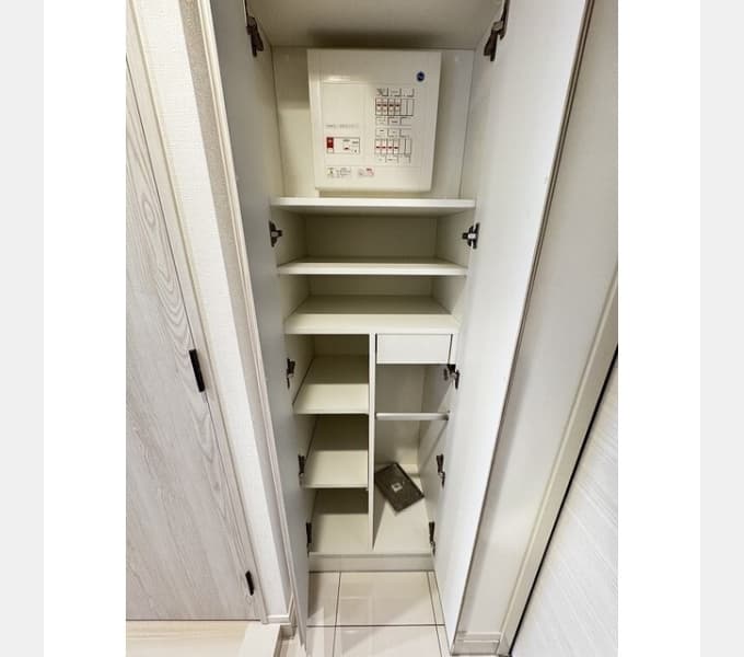 Room image 9