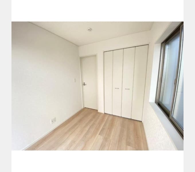 Room image 14