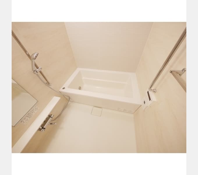 Room image 10