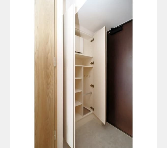Room image 13