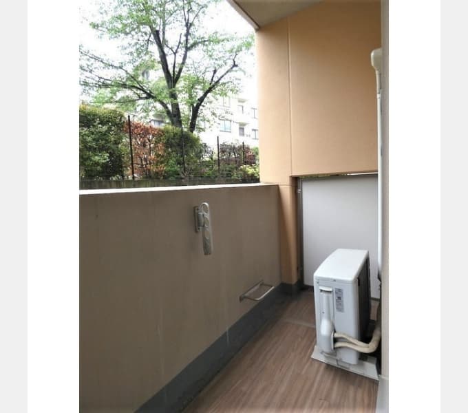 Room image 14