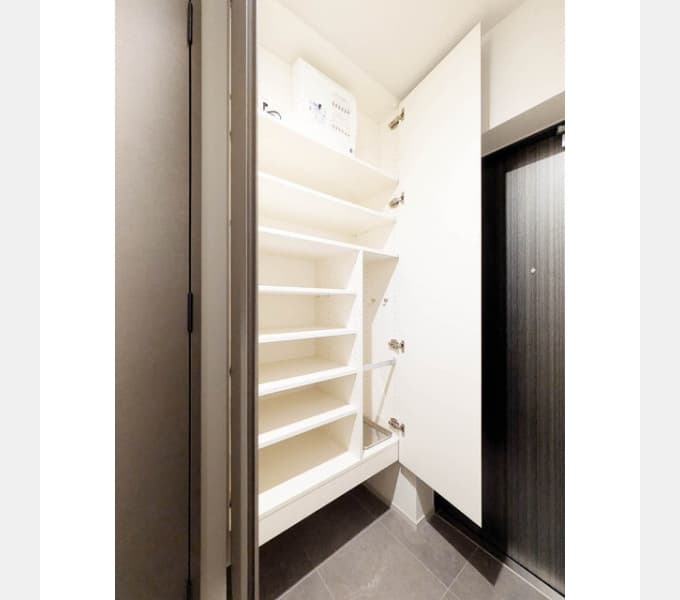 Room image 13