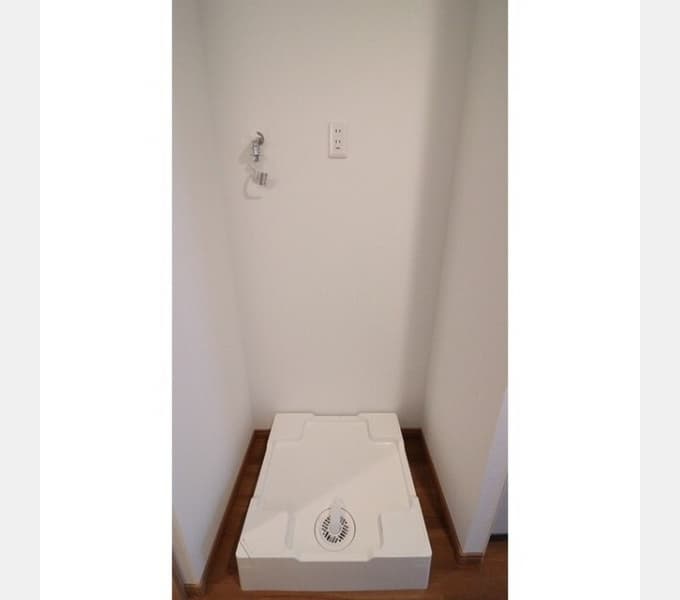 Room image 16