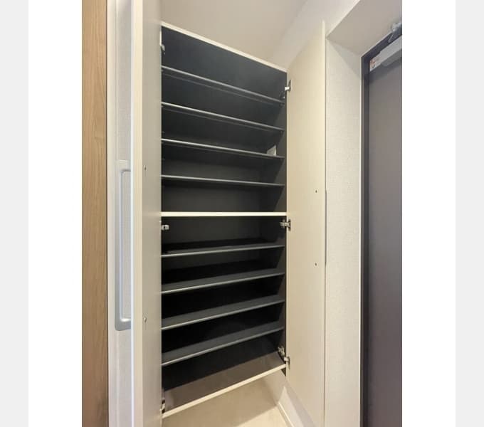Room image 13