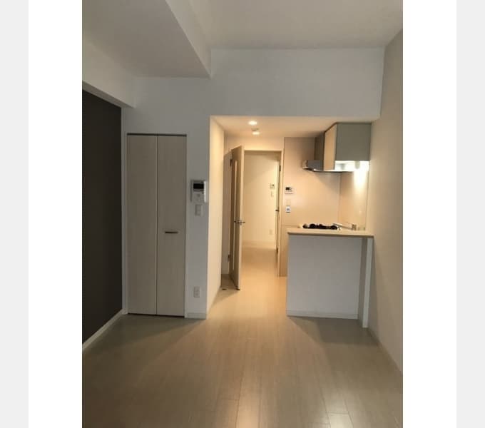 Room image 11