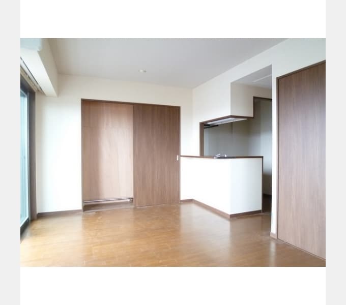 Preview interior of Grandeur Ayase