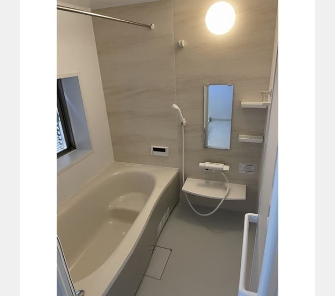 Room image 16