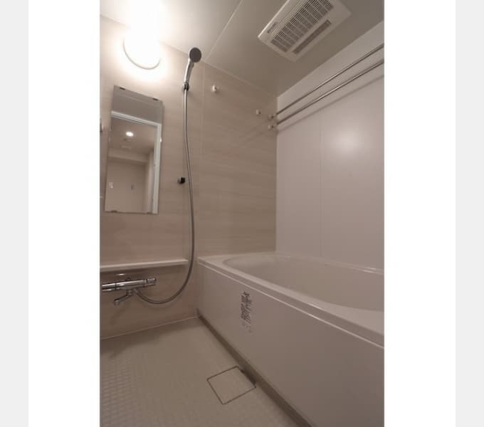 Room image 9