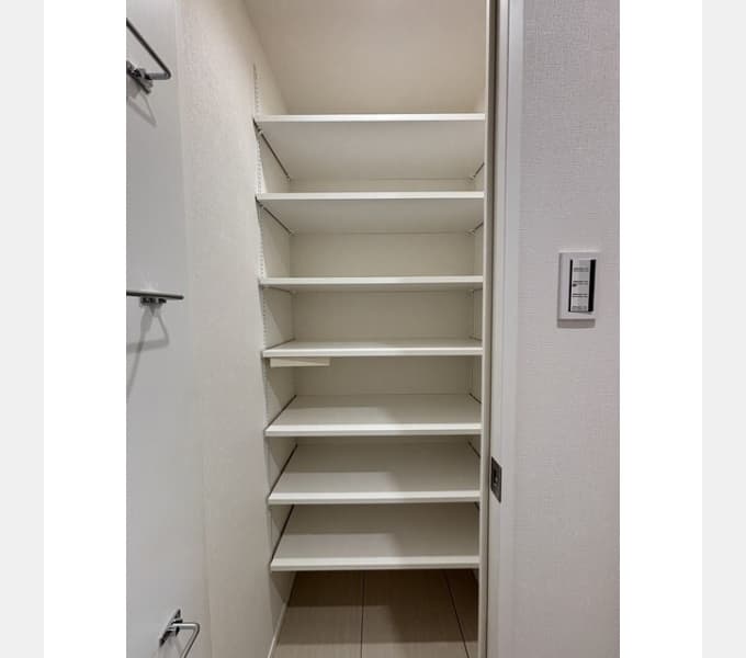 Room image 13