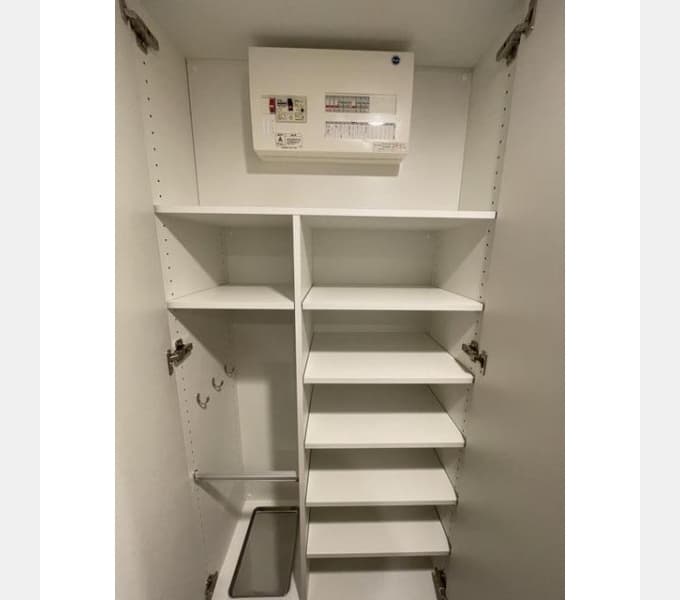 Room image 11