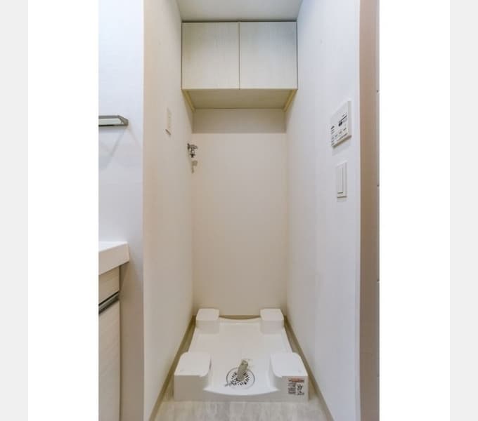 Room image 12