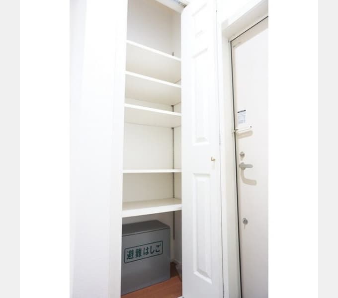 Room image 13