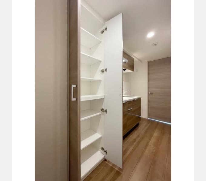 Room image 13