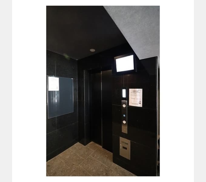 Room image 16