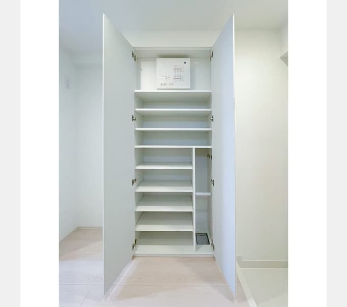Room image 13