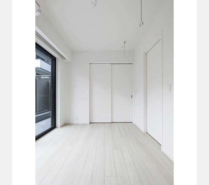 Room image 9