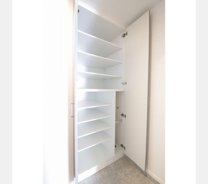 Room image 14