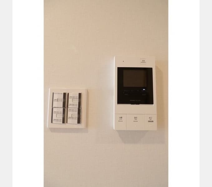 Room image 11
