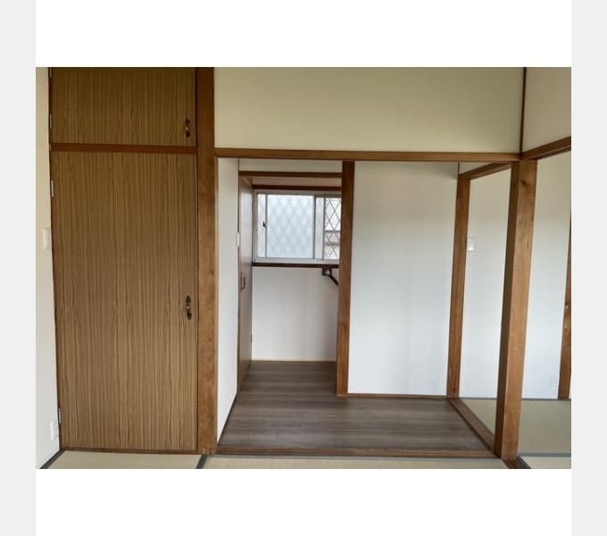 Room image 13
