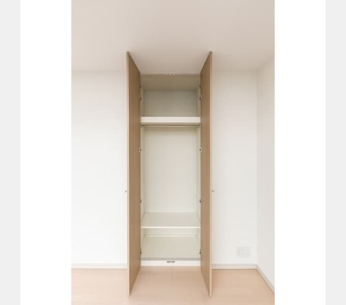 Room image 15