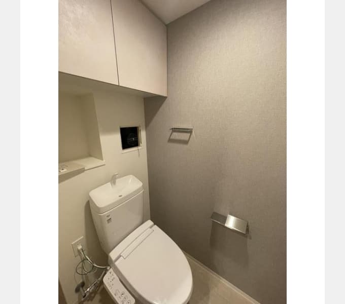 Room image 8