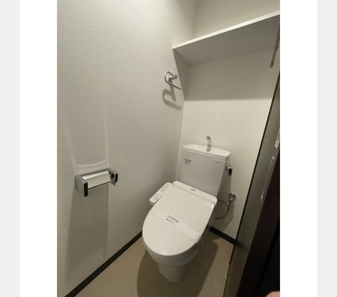 Room image 12