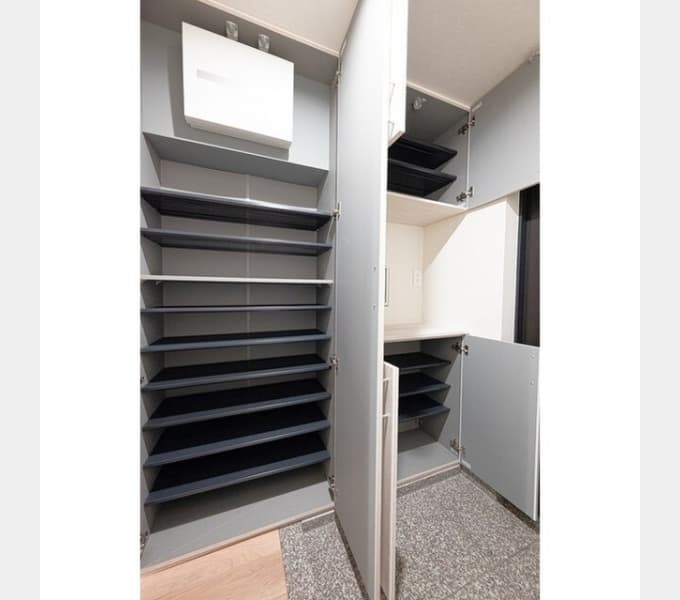 Room image 11