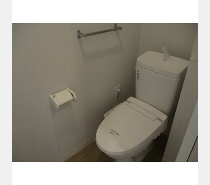 Room image 10