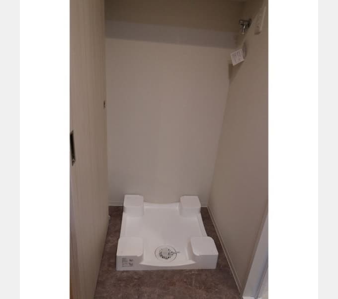 Room image 13