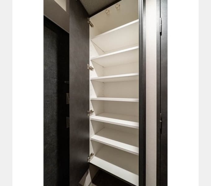 Room image 13