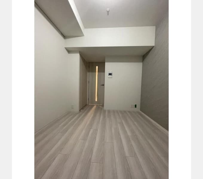 Room image 16