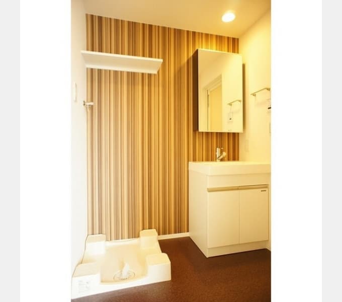 Room image 10