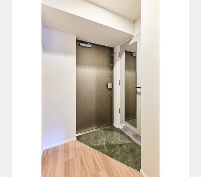 Room image 10
