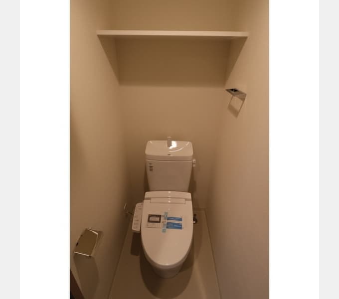 Room image 15