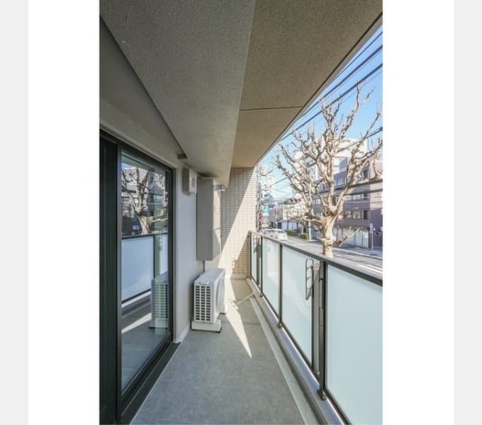 Room image 10