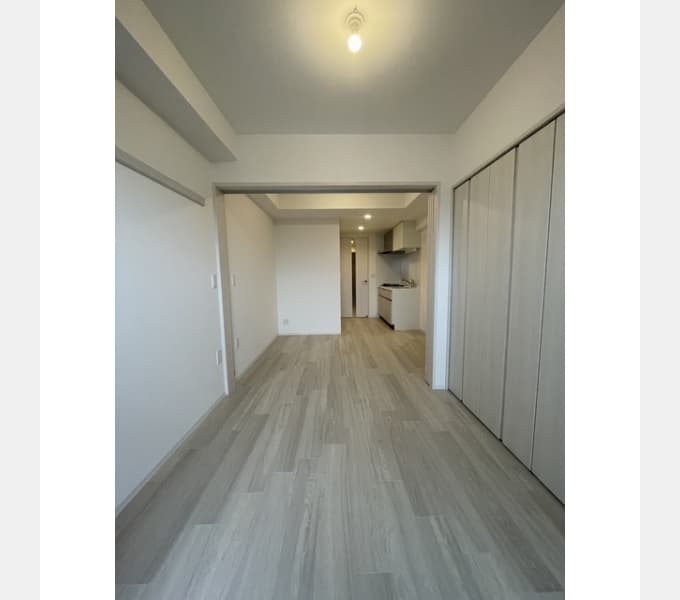 Room image 9