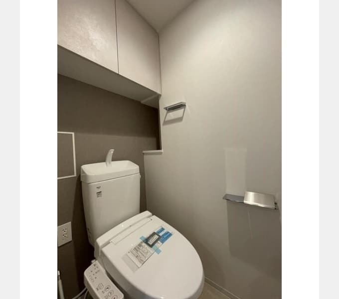 Room image 8