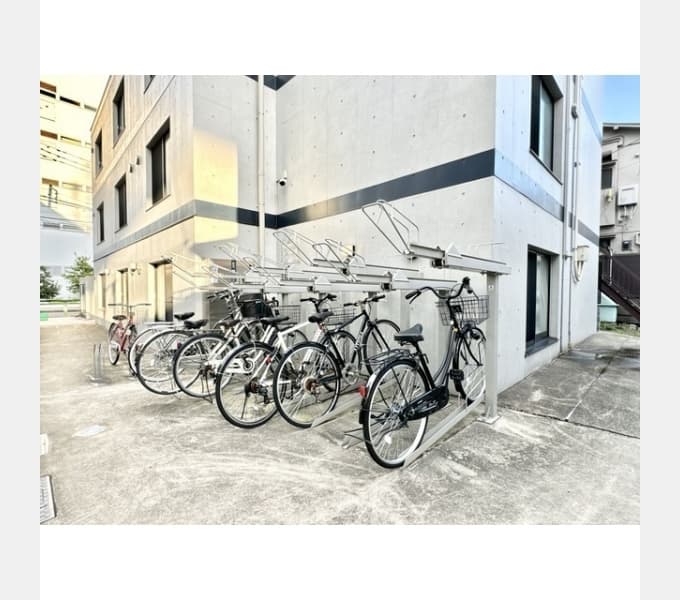 Room image 10
