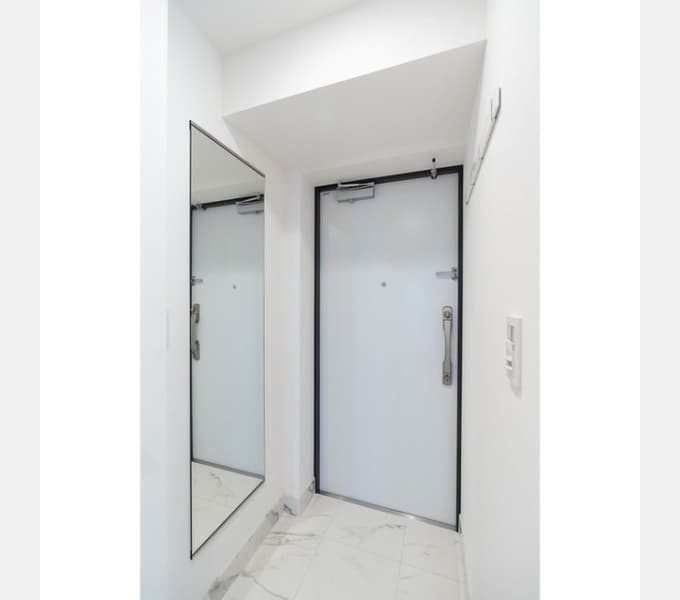 Room image 10