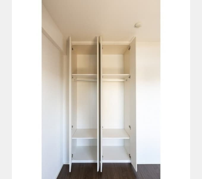 Room image 16