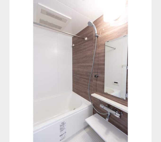 Room image 9