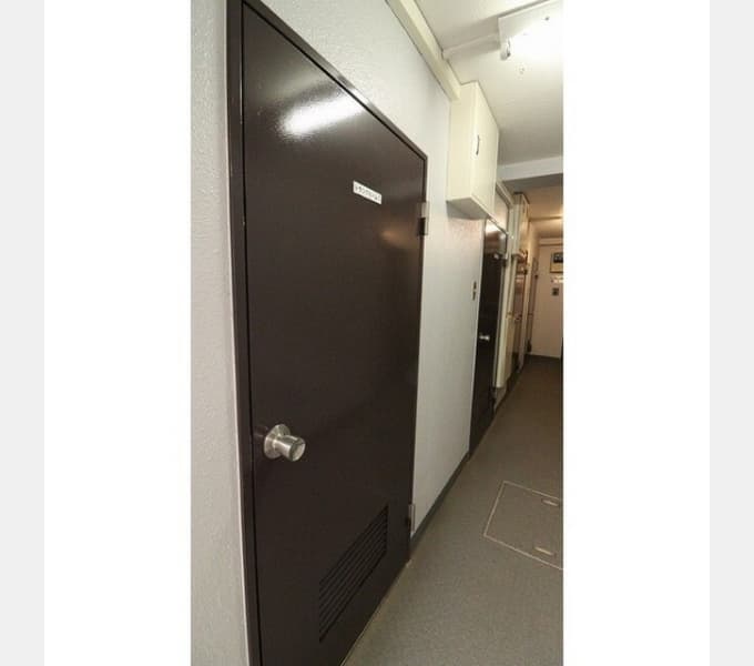 Room image 9