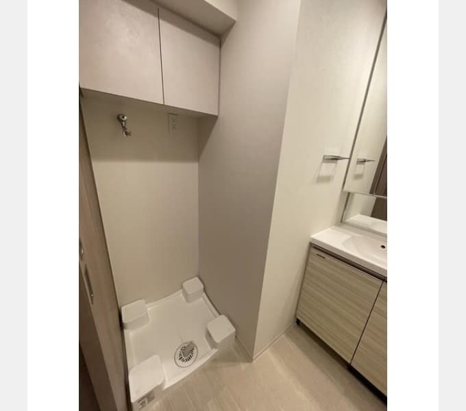 Room image 15
