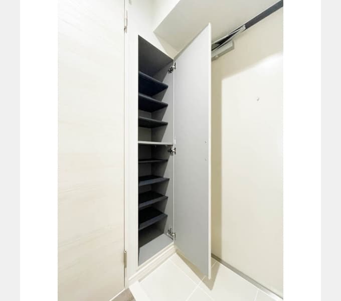 Room image 13